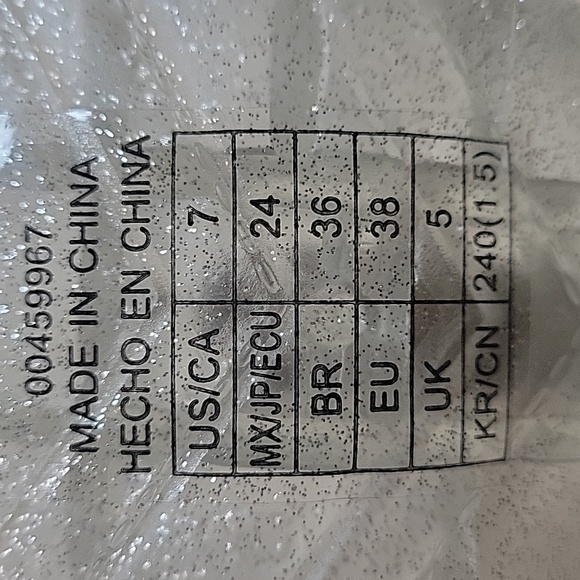 NWT Barbie x FOREVER 21 Clear Sparkle Jelly Block Heel Sandals Open Toe - Picture 12 of 17